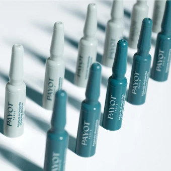 Payot LISSE 10-Day Express Radiance And Wrinkle Treatment 2 X 10 Ampullen 1 Ml 5 Payot LISSE 10-Day Express Radiance And Wrinkle Treatment 2 X 10 Ampullen 1 Ml – Bild 5